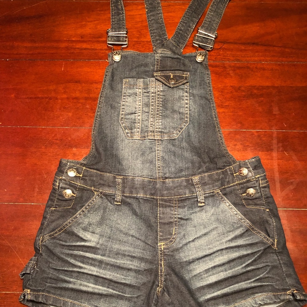 Rue 21 Short-All’s